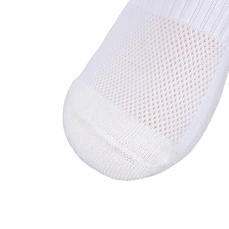 4 Pairs Men's Soccer Socks with Grip, Non Slip Anti Slip Athletic Socks with Cushion Pads for Football/Basketball/Hockey