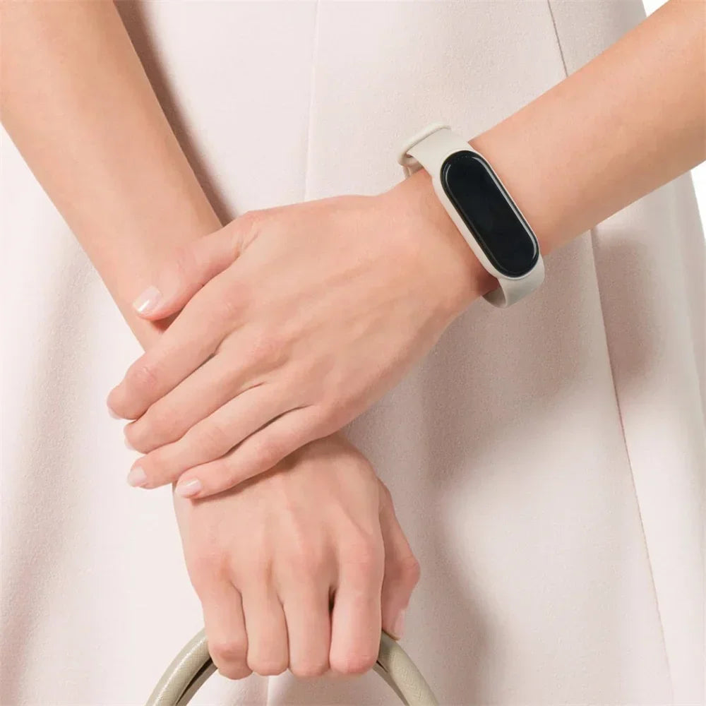 Watch Strap For Xiaomi Mi Band 7 6 5 4 3 Wristband Silicone Bracelet Wrist Straps MiBand 3/4 band5 band6 Smartwatch Accessories