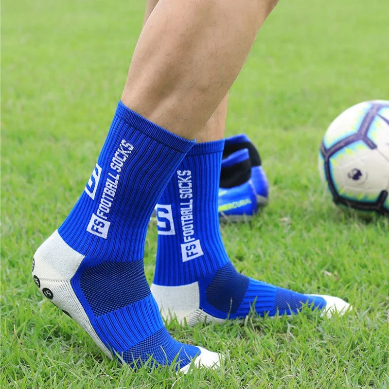 4 Pairs Men's Soccer Socks with Grip, Non Slip Anti Slip Athletic Socks with Cushion Pads for Football/Basketball/Hockey